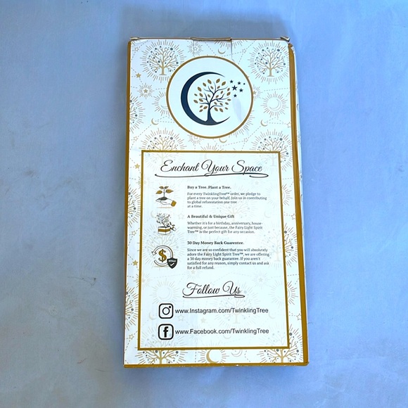 NWT Twinkling Tree - Picture 2 of 3